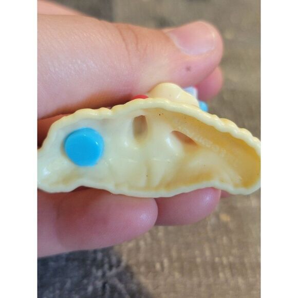 McDonald's payout 2017 Smurf Smurfette girl flower toy figure - Picture 4 of 4